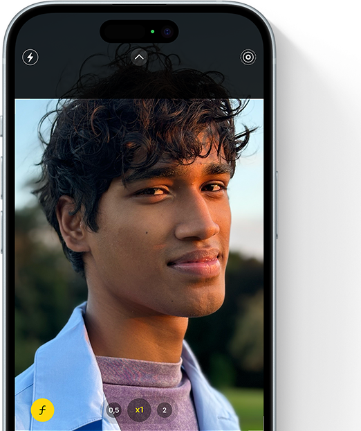 Un iPhone 15 que muestra el modo Retrato